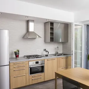 Rosa's House Rome Airport Apartment Fiumicino